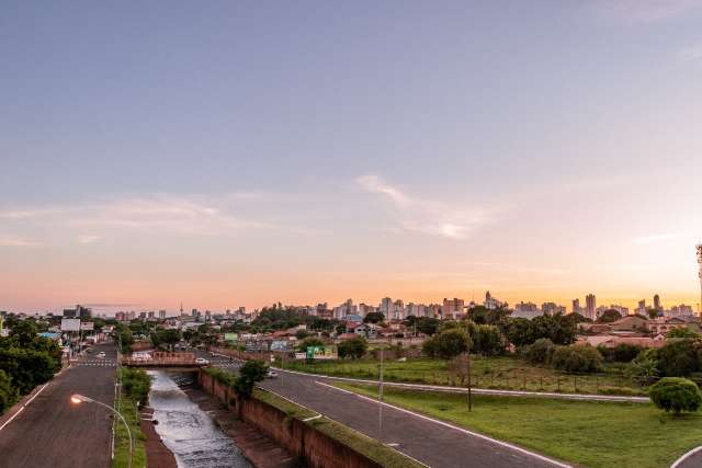 Sol ainda predomina nesta quinta com m&aacute;xima que alcan&ccedil;a 38&deg;C em MS