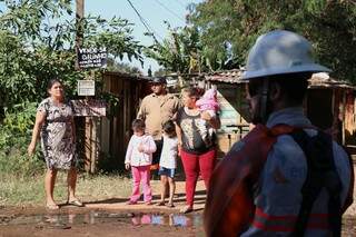 No ano passado, a Energisa fez uma operação para acabar com as ligações candestinas no local. (Foto: Marina Pacheco/Arquivo)