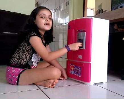 Isolamento faz crian&ccedil;a expressar em v&iacute;deo a saudade da av&oacute; e dos amigos 