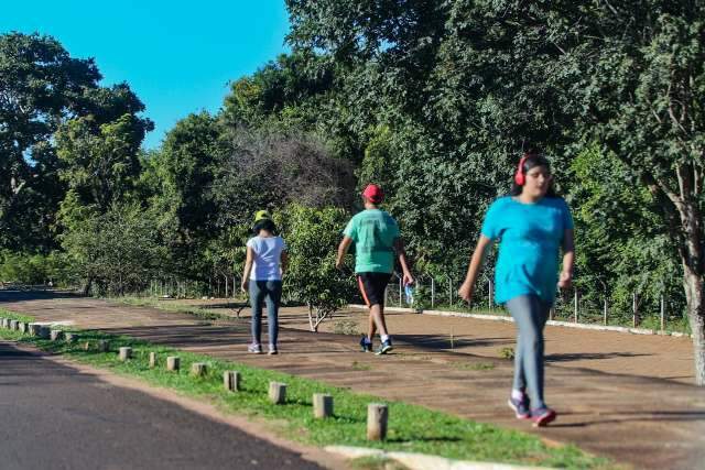 Ambulantes e &ldquo;&oacute;rf&atilde;os&rdquo; de academias voltam ao Parque dos Poderes