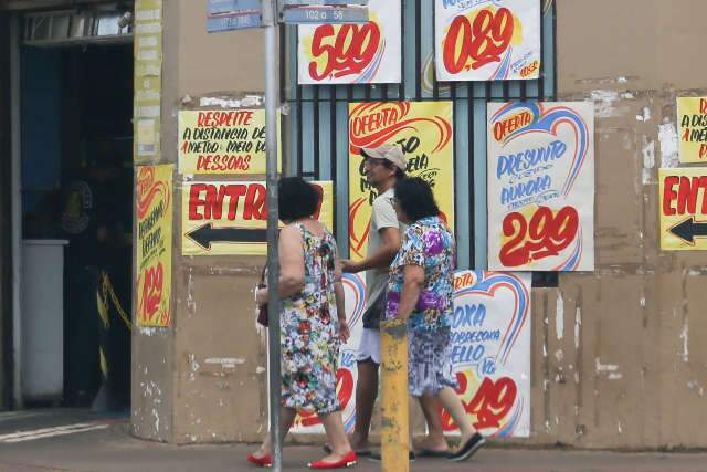 Prefeitura ter&aacute; 470 fiscais na rua para verificar respeito a regras no com&eacute;rcio