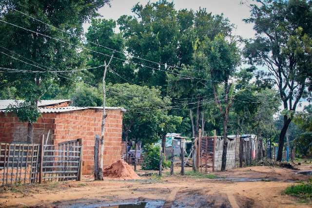 Moradores de &aacute;rea da antiga Homex reclamam de demora na solu&ccedil;&atilde;o dos &quot;gatos&quot;