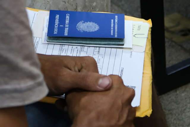 Detran, Funtrab e F&aacute;cil retomam atendimento ao p&uacute;blico a partir de 2&ordf; feira