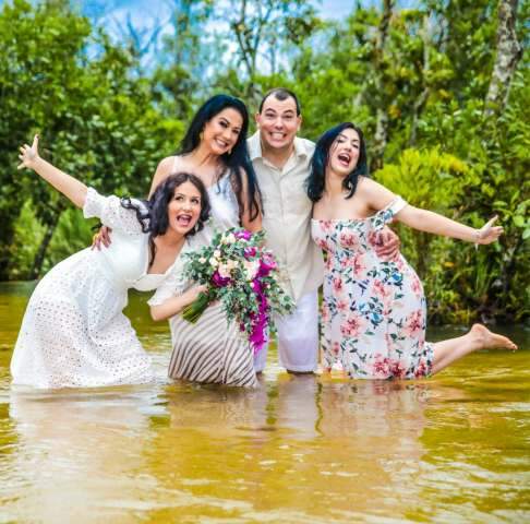 Fam&iacute;lia conhece a cura, mas tamb&eacute;m a ang&uacute;stia da espera com o novo coronav&iacute;rus