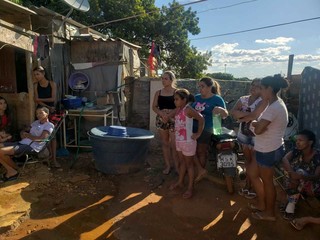 Campanha vai ajudar as mães carentes que vivem nas favelas de Campo Grande. (Foto: Divulgação)