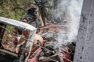 Fam&iacute;lia perde tudo ap&oacute;s inc&ecirc;ndio que come&ccedil;ou com curto-circuito 