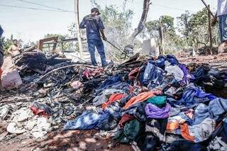 Fam&iacute;lia perde tudo ap&oacute;s inc&ecirc;ndio que come&ccedil;ou com curto-circuito 