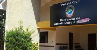 Homem &eacute; preso ap&oacute;s arrombar porta de apartamento e esfaquear a ex-namorada 
