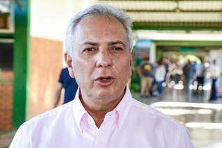 Retorno dos atendimentos no Detran gera fila com mais de 100 pessoas 