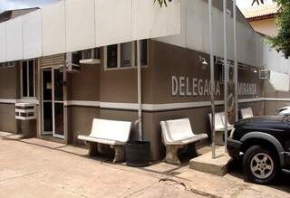Delegacia já havia sido desinfectada e, agora, foi fechada para atendimento (Foto: Divulgação/Sinpol-MS)