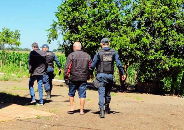 &quot;Compadres&quot; do tr&aacute;fico entregariam 5,5 toneladas de maconha por R$ 10 mil em SP