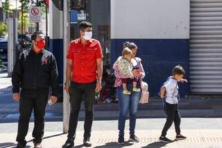 Para manter o isolamento social, famílias elegem o “faz tudo” durante pandemia Para manter o isolamento social, famílias elegem o “faz tudo” durante pandemia