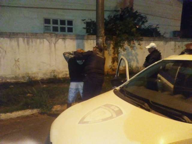 Blitz da Guarda fechou 19 estabelecimentos e tirou 49 pessoas das ruas na quarta