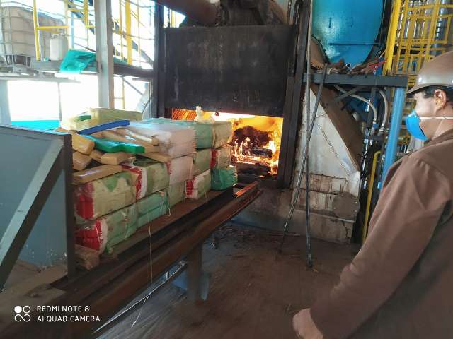Pol&iacute;cia incinera mais de 2,5 tonelas de drogas entre maconha, skank e coca&iacute;na