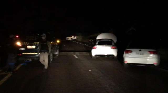 Dois s&atilde;o presos durante opera&ccedil;&atilde;o disputando racha na sa&iacute;da para Rochedo