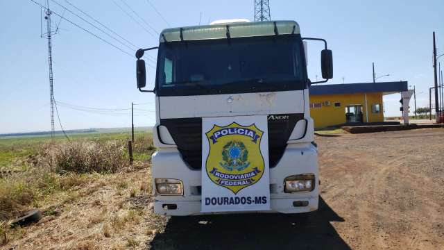 Pol&iacute;cia intercepta carretas roubadas em SP sendo levadas para o Paraguai