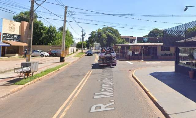 Ladr&atilde;o arromba porta de farm&aacute;cia e acaba preso ap&oacute;s furto