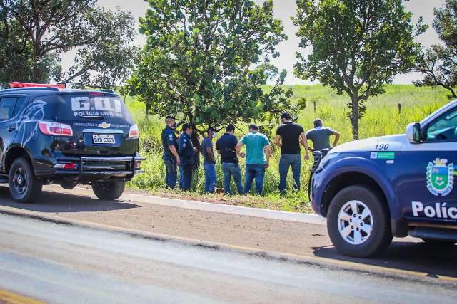 Corpo de mulher com rosto desfigurado &eacute; encontrado &agrave;s margens de rodovia