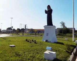 Entrada da cidade de Santa Rita do Pardo, distante 266 quilômetros de Campo Grande (Foto: divulgação)