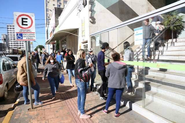 Na volta do feriad&atilde;o, Funtrab oferecer&aacute; 79 vagas de empregos