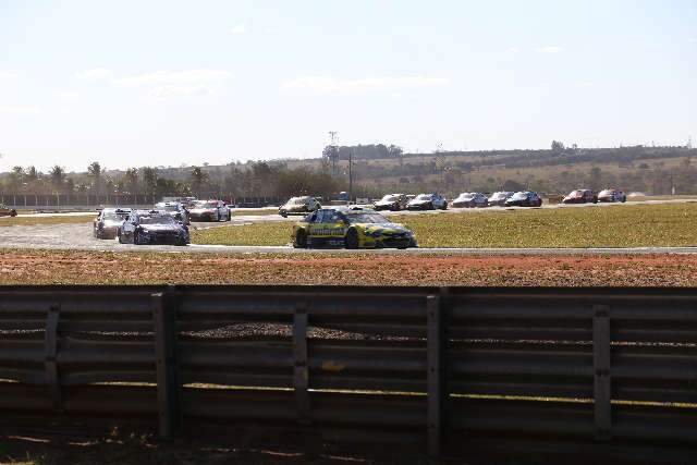 Stock Car reformula calend&aacute;rio e exclui Campo Grande da temporada 2020