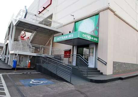 Ag&ecirc;ncias do Detran voltam a atender em shoppings