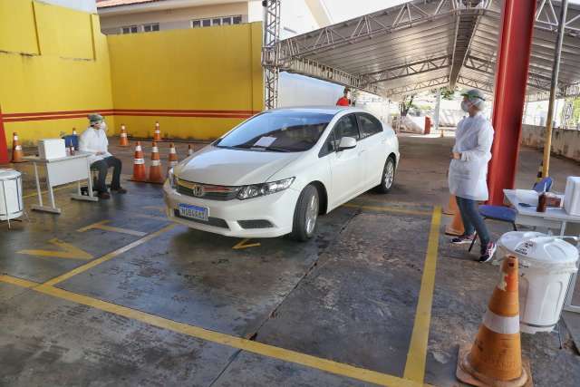 Drive-thru em Dourados far&aacute; 30 exames por dia; em Tr&ecirc;s Lagoas, ser&atilde;o 20 testes