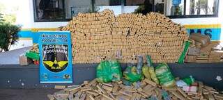 Polícia Rodoviária apreende mais 1,2 mil quilos de maconha na fronteira Polícia Rodoviária apreende mais 1,2 mil quilos de maconha na fronteira