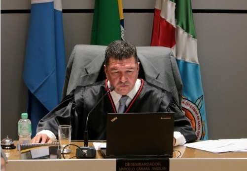 Empresas s&atilde;o condenadas a indenizar cliente em 10 mil por vender produto vencido