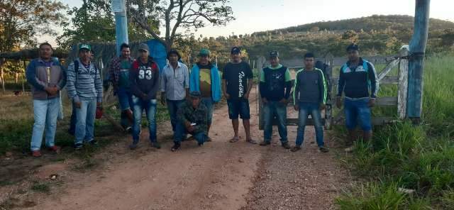 &Iacute;ndios tentam manter v&iacute;rus longe, mas reclamam de Funai paralisada