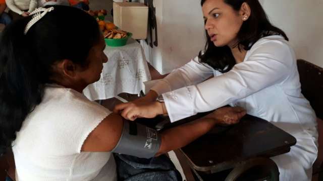 Sa&uacute;de convoca 63 enfermeiros e 19 m&eacute;dicos aprovados em 2016 e 2019
