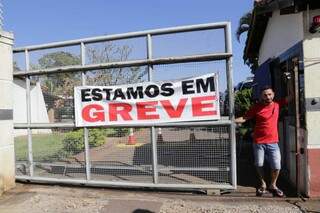 Funcion&aacute;rios da S&atilde;o Luiz acampam na garagem contra sal&aacute;rios atrasados