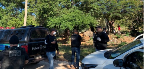 Opera&ccedil;&atilde;o prende suspeito de matar jovem de 19 anos na frente da fam&iacute;lia 