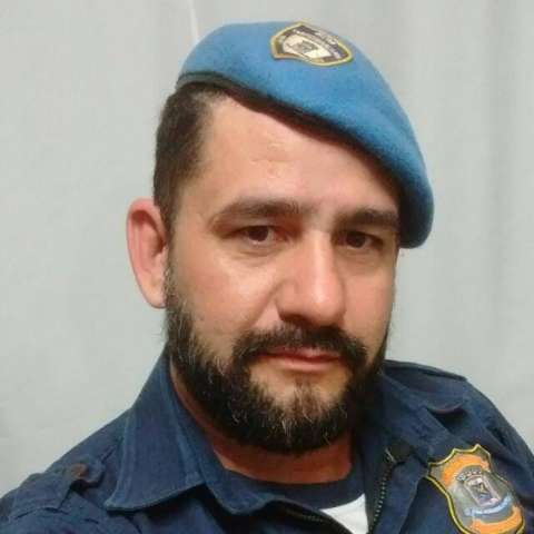 Ap&oacute;s 5 dias de UTI, guarda municipal com covdi-19 vai para casa