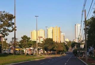 Domingo deve ser de dia claro e temperaturas elevadas no Estado e na Capital