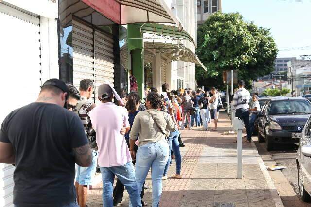 Campo Grande tem quase 3 mil pedidos de seguro-desemprego em menos de um m&ecirc;s