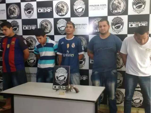 Foragido &ldquo;avan&ccedil;a&rdquo; em policiais para escapar de pris&atilde;o e &eacute; baleado