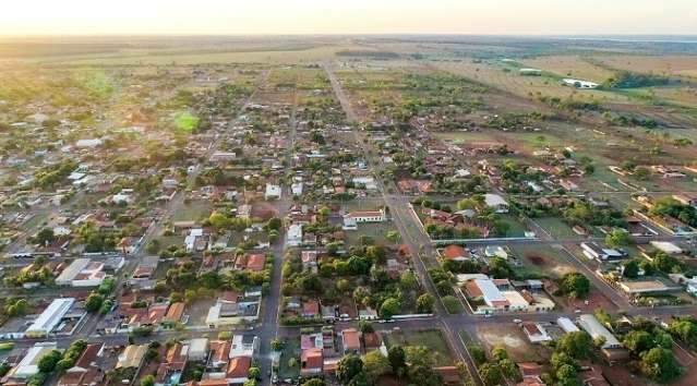 Governo anuncia obras do primeiro sistema de esgoto tratado em Selv&iacute;ria