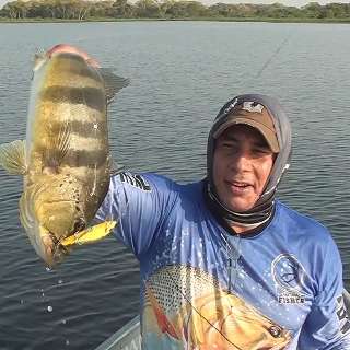 Lembran&ccedil;a de um pai pescador fez Miguel virar youtuber aos 55 anos
