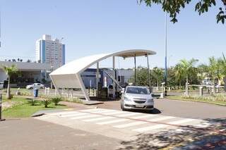 Shopping deve justificar aumento no valor do estacionamento