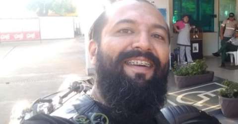 Motociclista arremessado contra poste na MS-164 morre no hospital