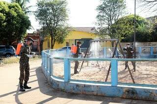 Desinfecção continua e chega aos bairros Vila Jacy e Piratininga Desinfecção continua e chega aos bairros Vila Jacy e Piratininga