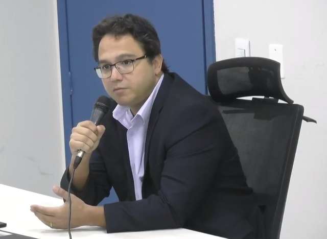 Sem ajuda federal prefeitura entraria em colapso, diz secret&aacute;rio