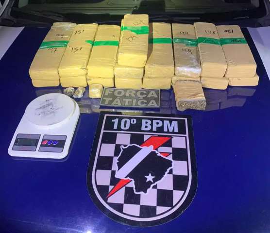 PM encontra 19 tabletes de maconha em casa de cachorro no Aero Rancho