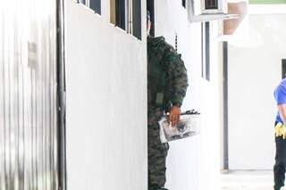 Acusado de contrabando e tr&aacute;fico de drogas, grupo ostentava queimando dinheiro