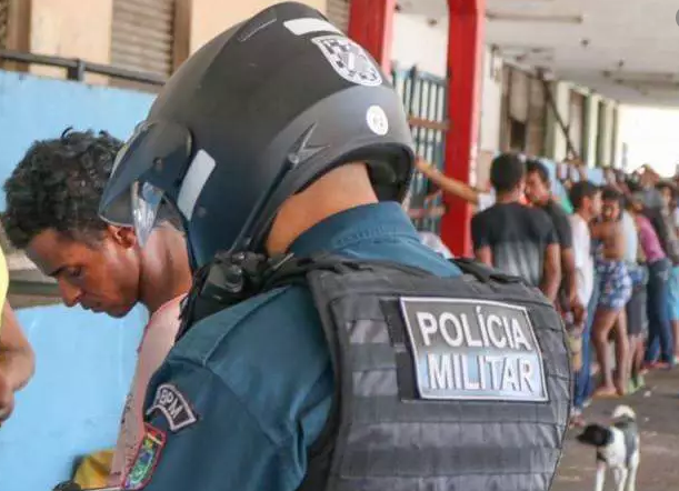 Sobe pra 19 n&uacute;mero de policias afastados por suspeita de covid