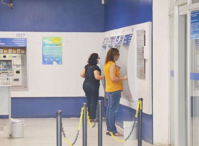 Servidores da prefeitura podem sacar sal&aacute;rios na pr&oacute;xima sexta-feira