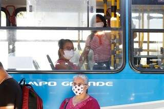 Casos de novo coronavírus chega 288 em Mato Grosso do Sul. Nesta semana, máscara passou a ser obrigatória nos ônibus de Campo Grande. (Foto: Henrique Kawaminami)