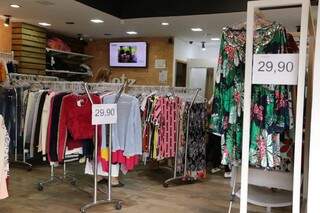 No lugar da decora&ccedil;&atilde;o de Dia das M&atilde;es, comerciantes preferem baixar os pre&ccedil;os 