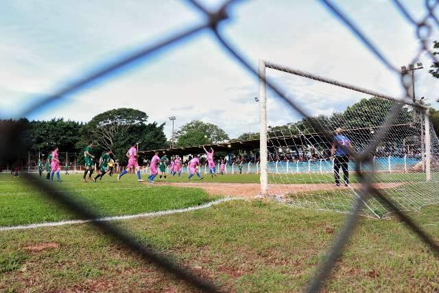 Sem futebol e torneio nacional, Funesp refaz calend&aacute;rio com metade dos eventos